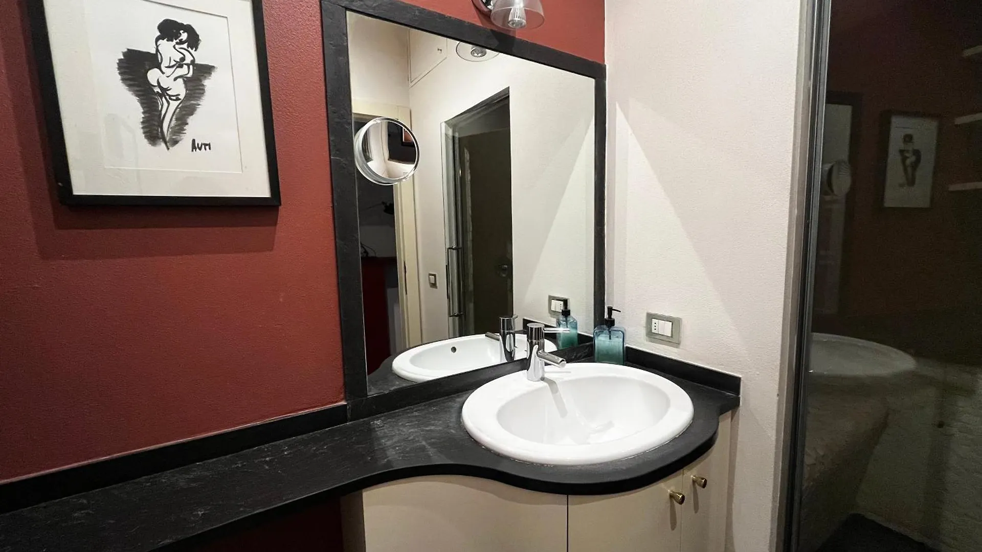 Charme Skyline Brothers Suite Milan Italy