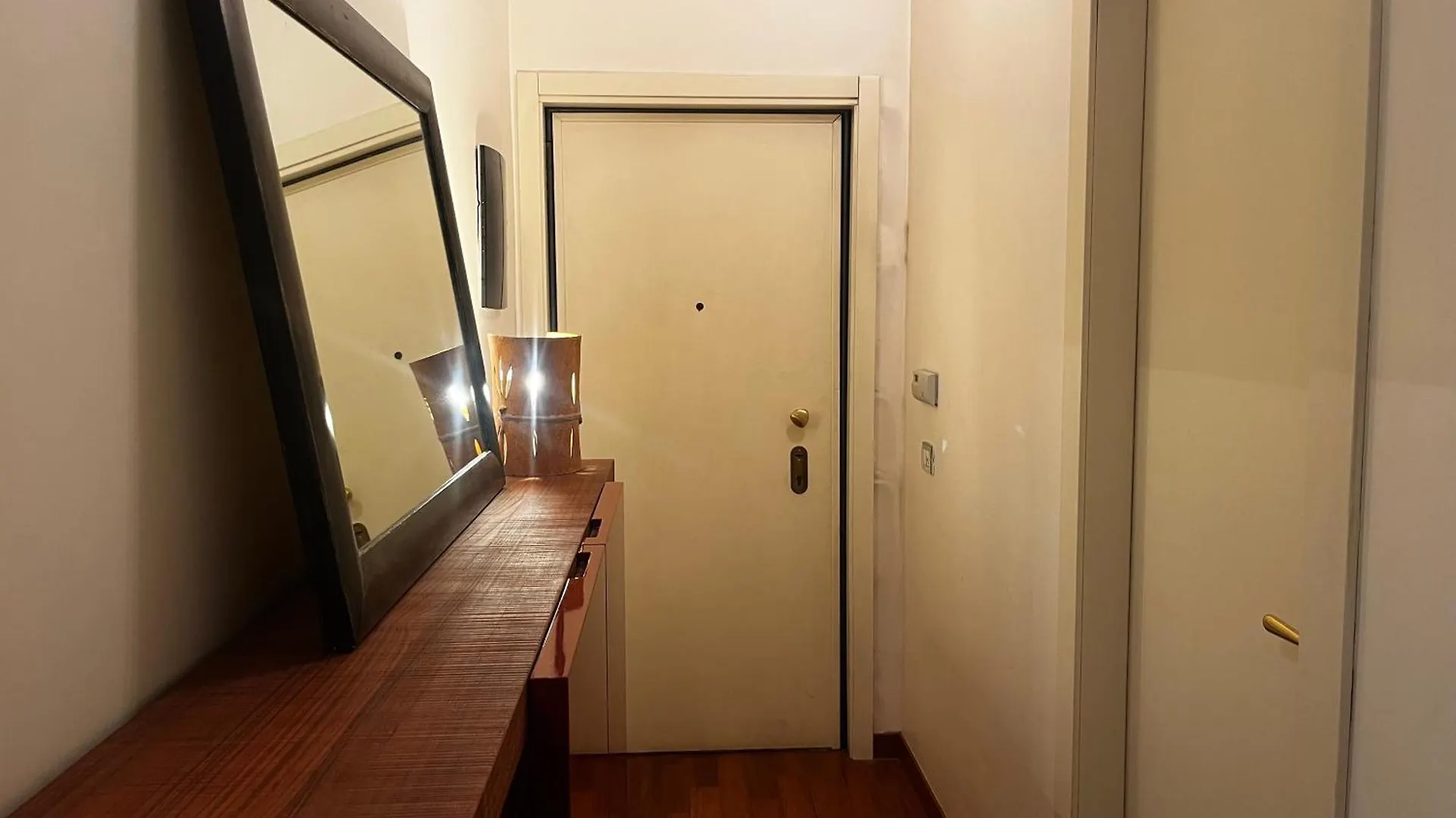 Appartement Charme Skyline Brothers Suite Milaan Italië